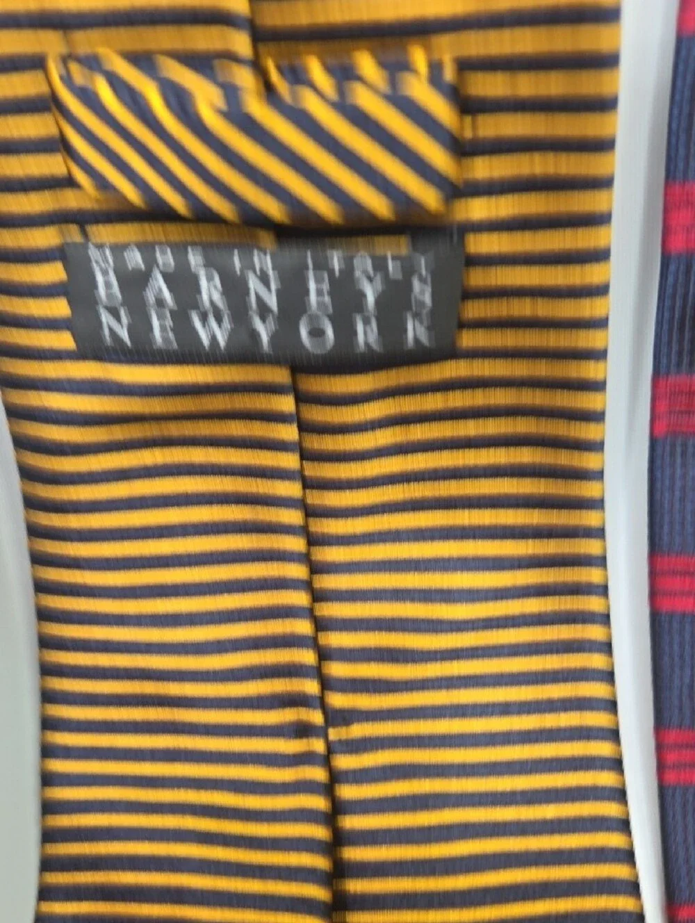Barneys New York three horizontal
